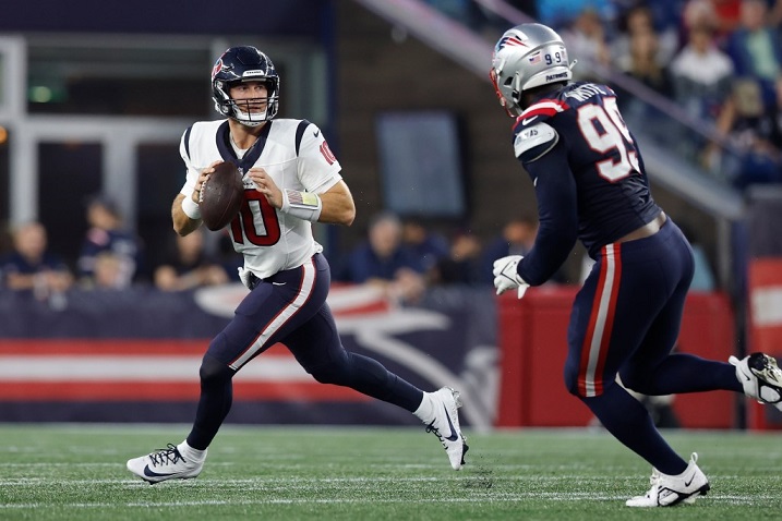 Keion White rate les difficiles journées d'entraînement de Bill Belichick